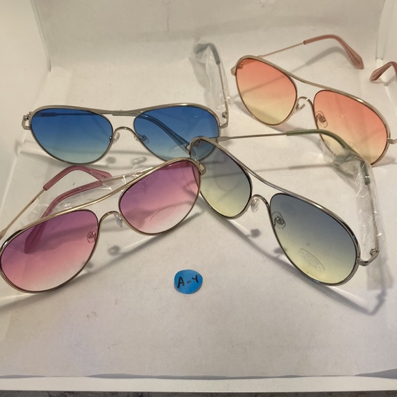 Ladies large Aviator uv400 sunglasses - Picture 2 of 2